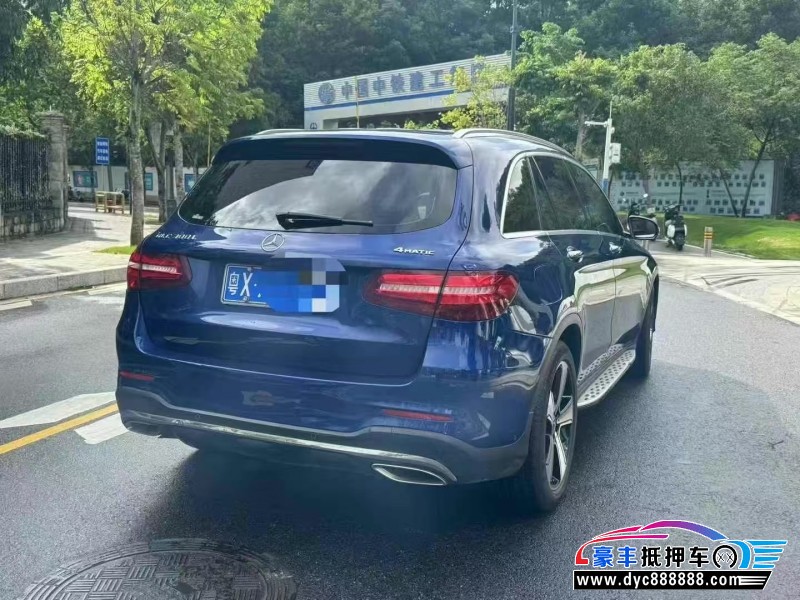 19年奔驰GLC轿车抵押车出售
