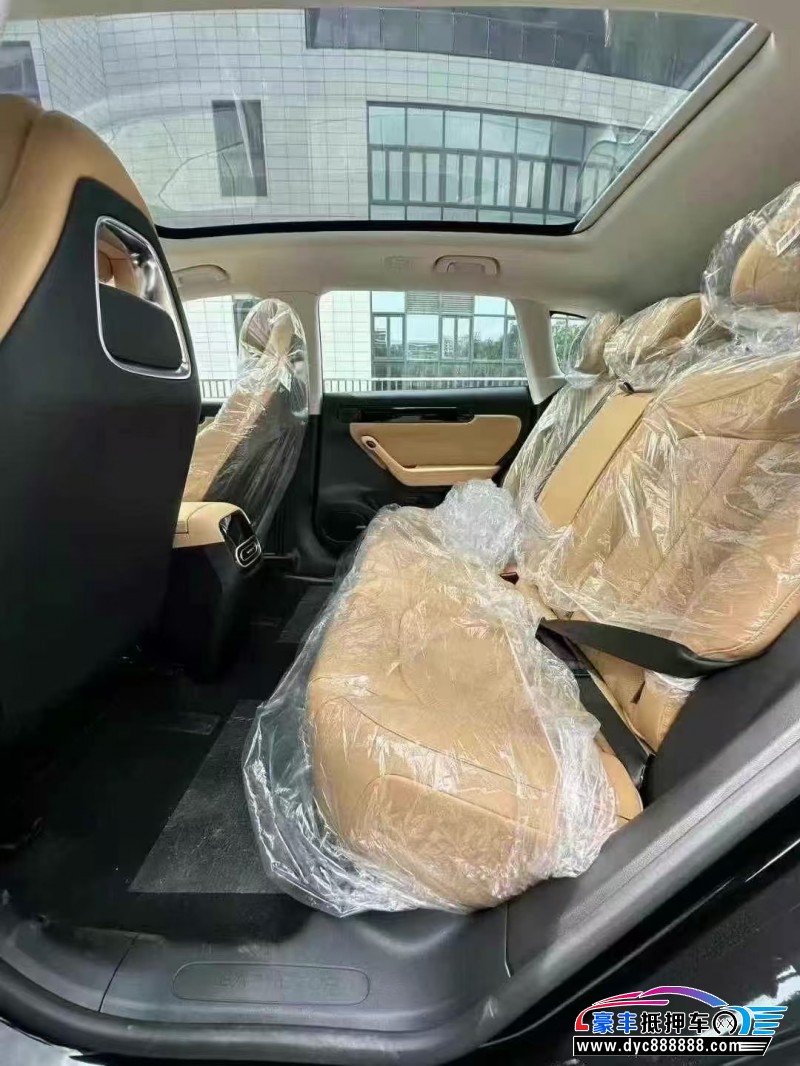 25年零跑C11轿车抵押车出售