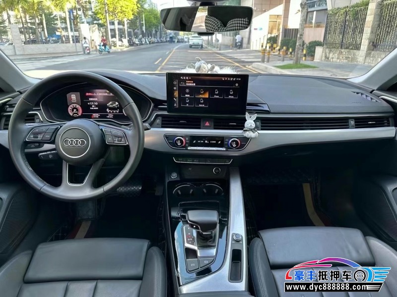 22年奥迪A5轿车抵押车出售