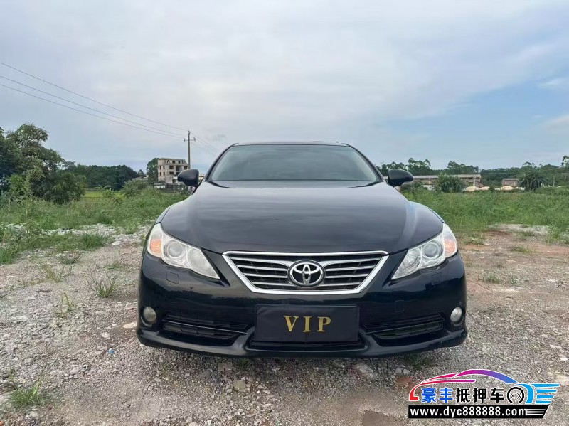 11年丰田锐志轿车抵押车出售