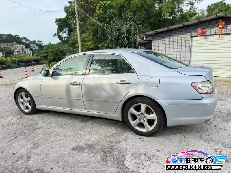 09年丰田锐志轿车抵押车出售