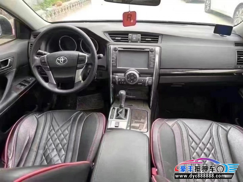 14年丰田锐志轿车抵押车出售