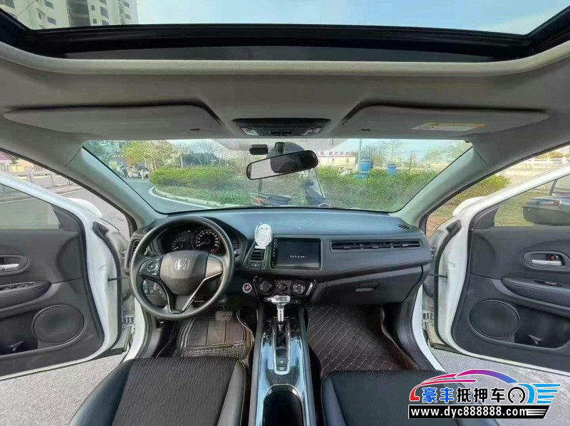 18年本田缤智轿车抵押车出售