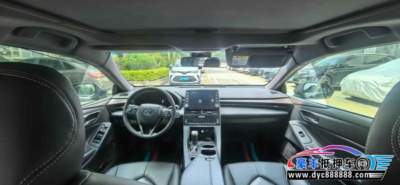 22年丰田亚洲龙轿车抵押车出售