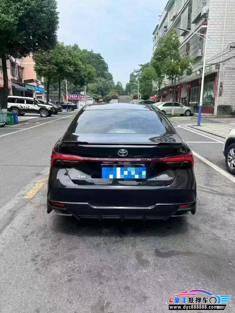 21年丰田亚洲龙轿车抵押车出售