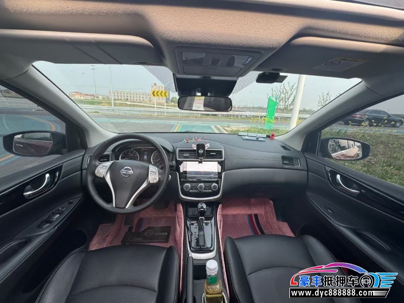 22年日产骐达轿车抵押车出售