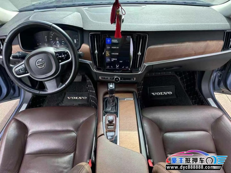 18年沃尔沃S90轿车抵押车出售