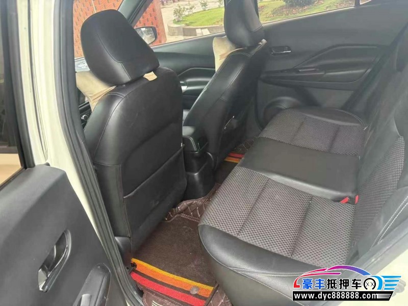 19年日产劲客轿车抵押车出售