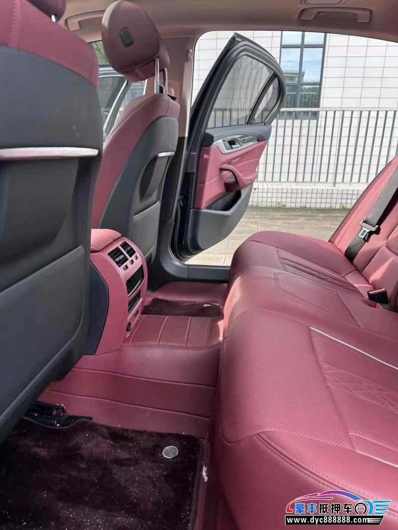 24年宝马5系轿车抵押车出售