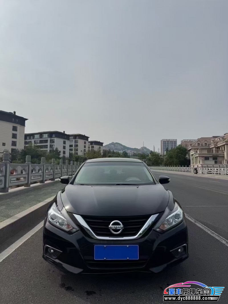 17年日产蓝鸟轿车抵押车出售