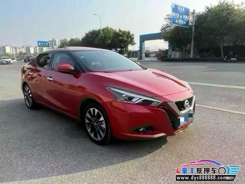 17年日产蓝鸟轿车抵押车出售