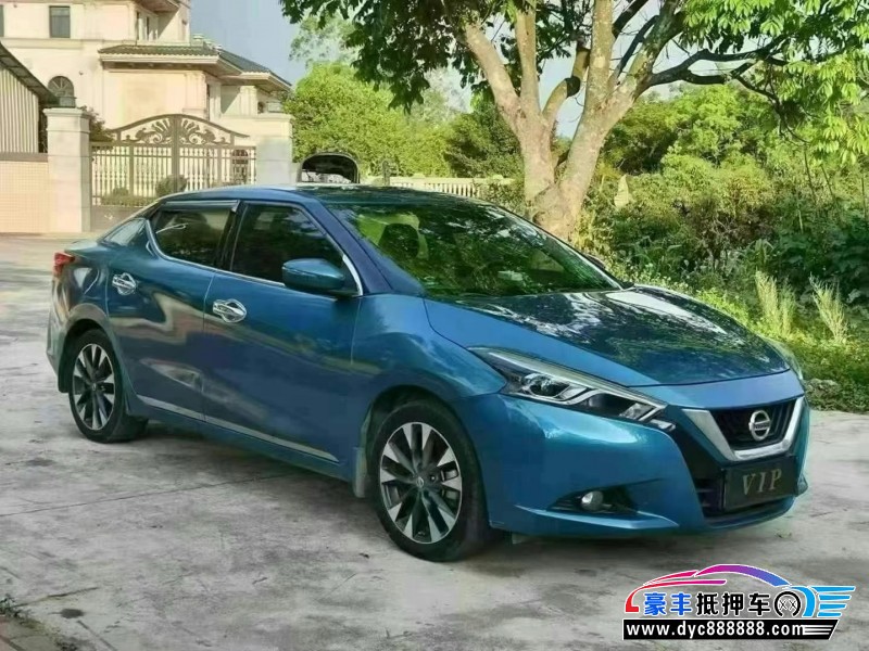 16年日产蓝鸟轿车抵押车出售