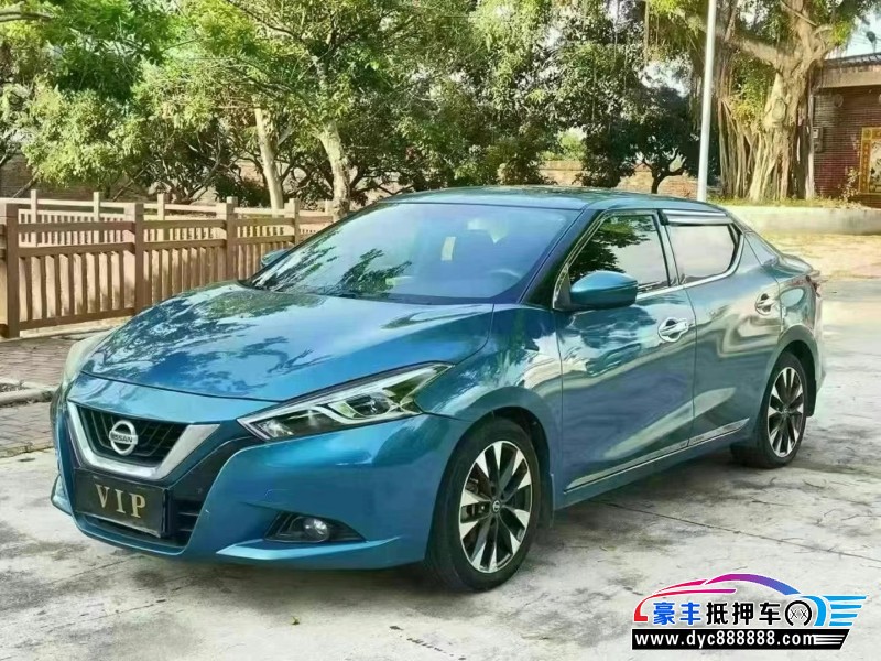 16年日产蓝鸟轿车抵押车出售