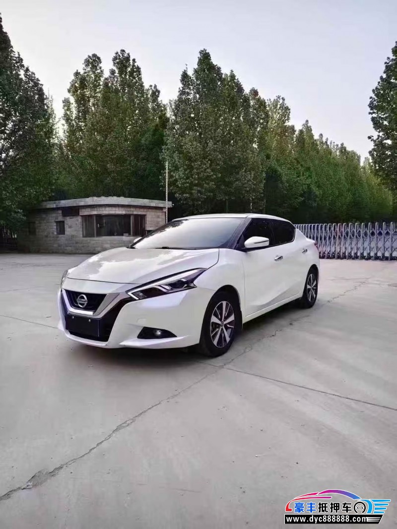 20年日产蓝鸟轿车抵押车出售