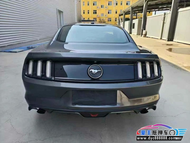 17年福特野马轿车抵押车出售