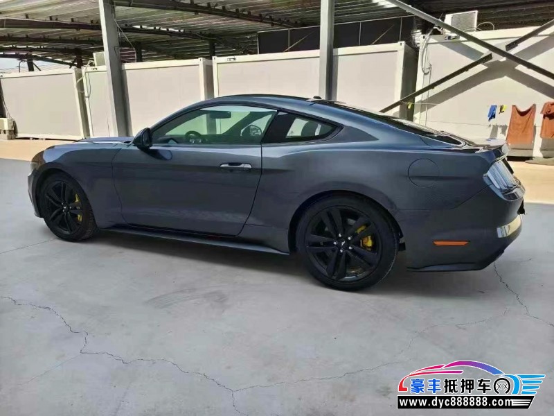 17年福特野马轿车抵押车出售