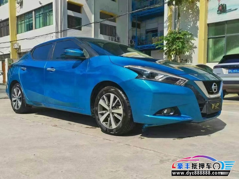 19年日产蓝鸟轿车抵押车出售