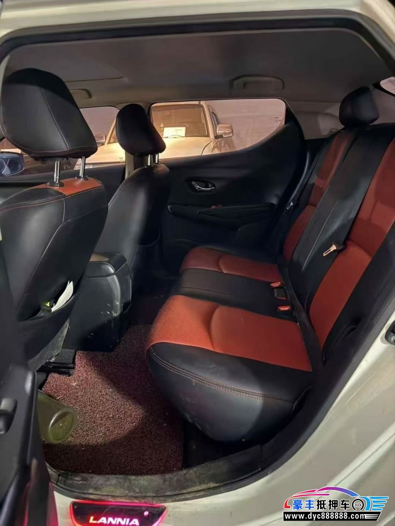 17年日产蓝鸟轿车抵押车出售