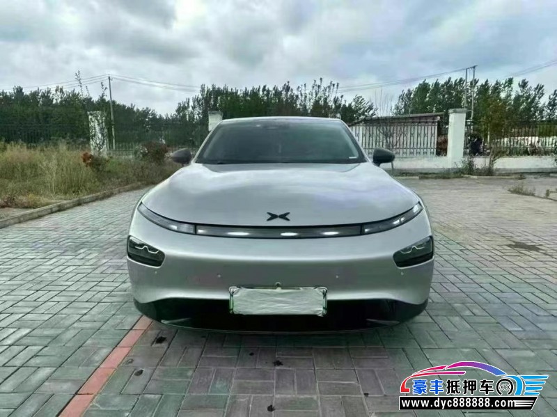 21年小鹏汽车P7轿车