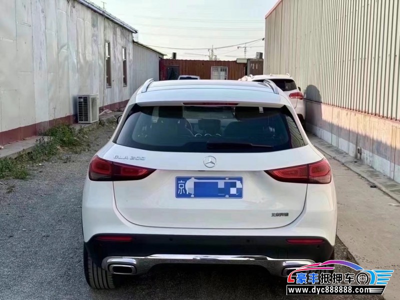 21年奔驰GLA轿车抵押车出售
