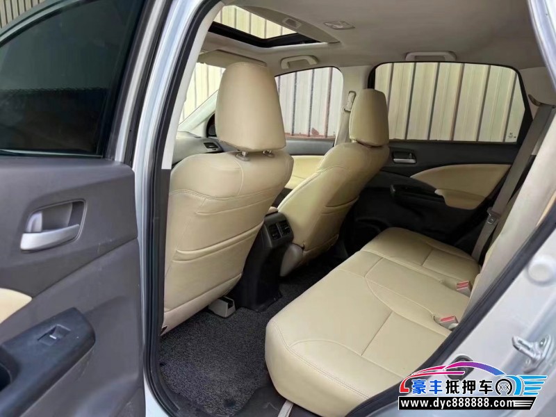 12年本田CR-V轿车抵押车出售