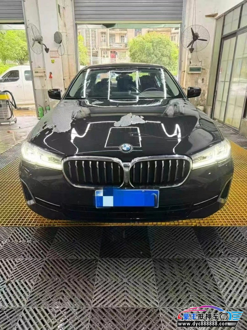 23年宝马5系轿车抵押车出售