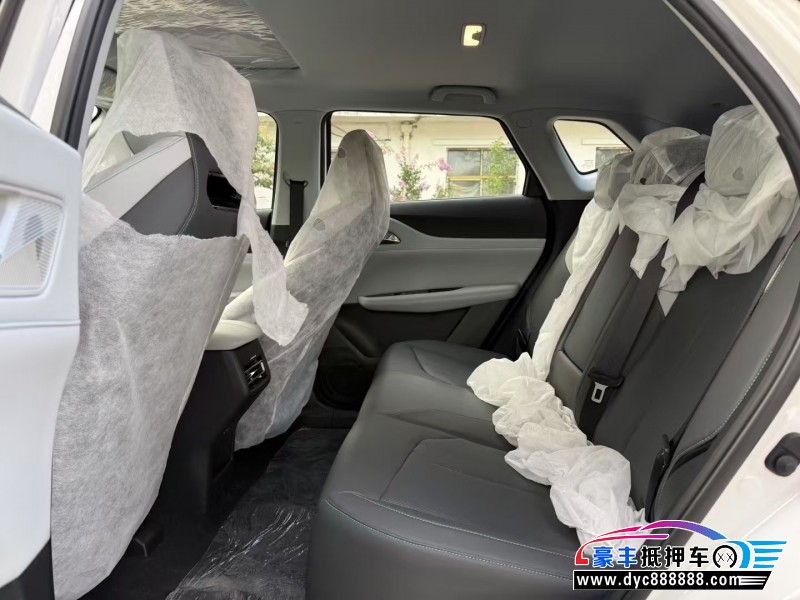 25年长安长安UNI轿车抵押车出售