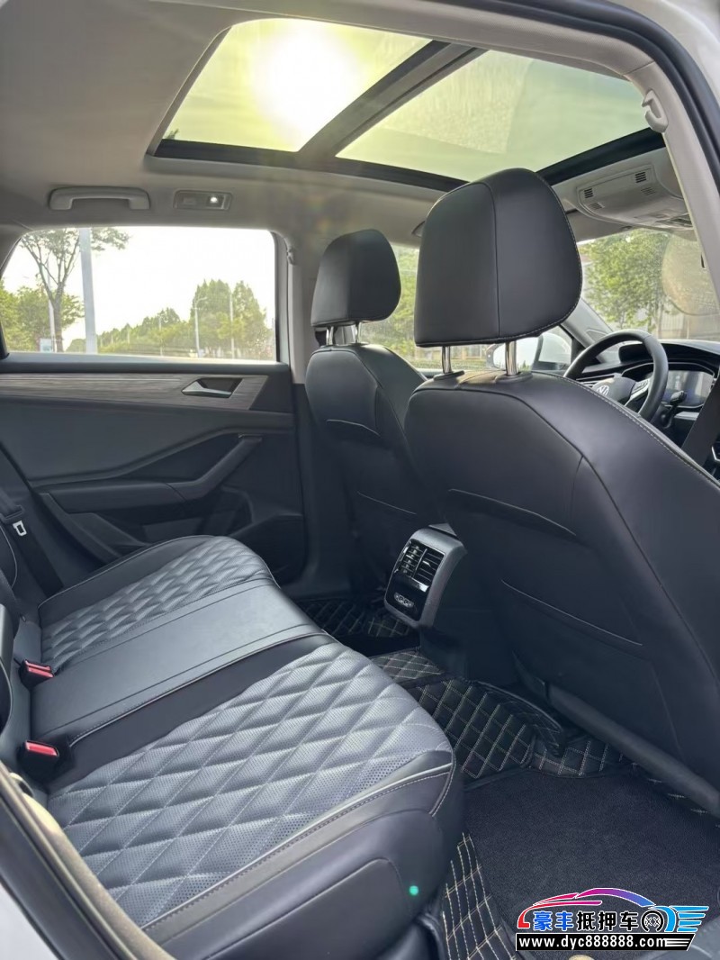 24年大众速腾轿车抵押车出售