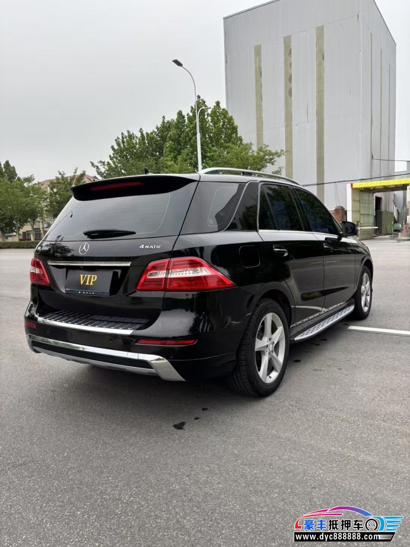 15年奔驰ML轿车抵押车出售