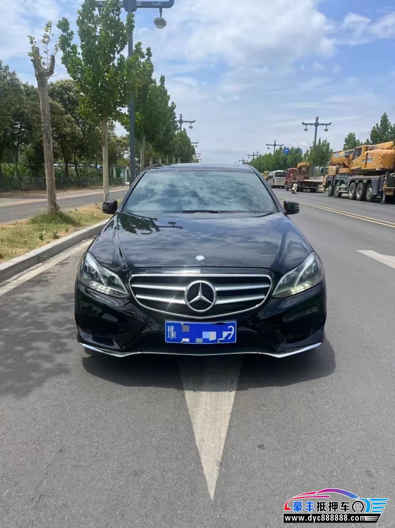 16年奔驰E轿车抵押车出售