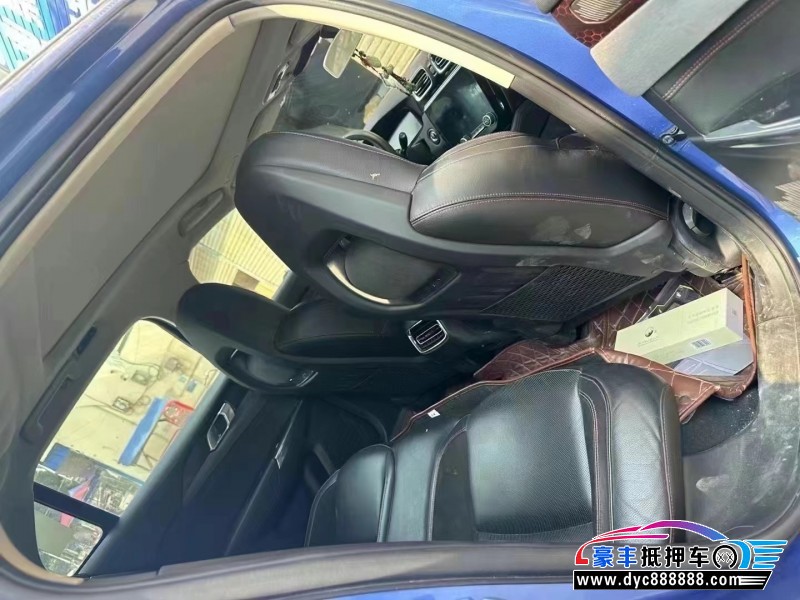 18年领克03轿车抵押车出售