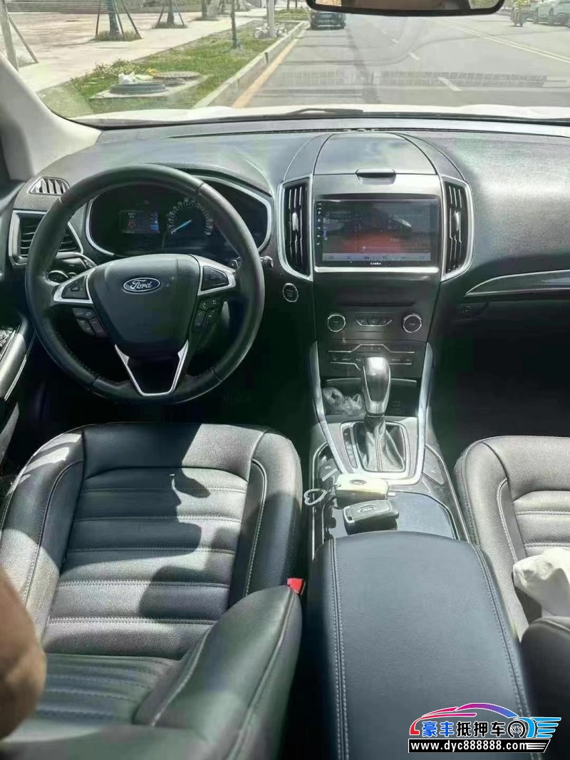 20年福特锐界轿车抵押车出售