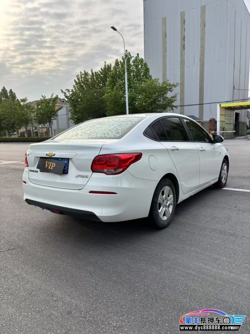 17年雪佛兰科沃兹轿车抵押车出售