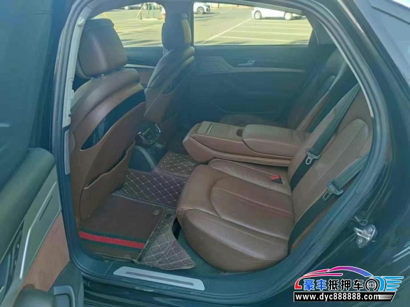 13年奥迪A8L轿车抵押车出售