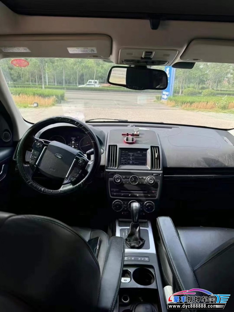 14年路虎神行者2轿车抵押车出售