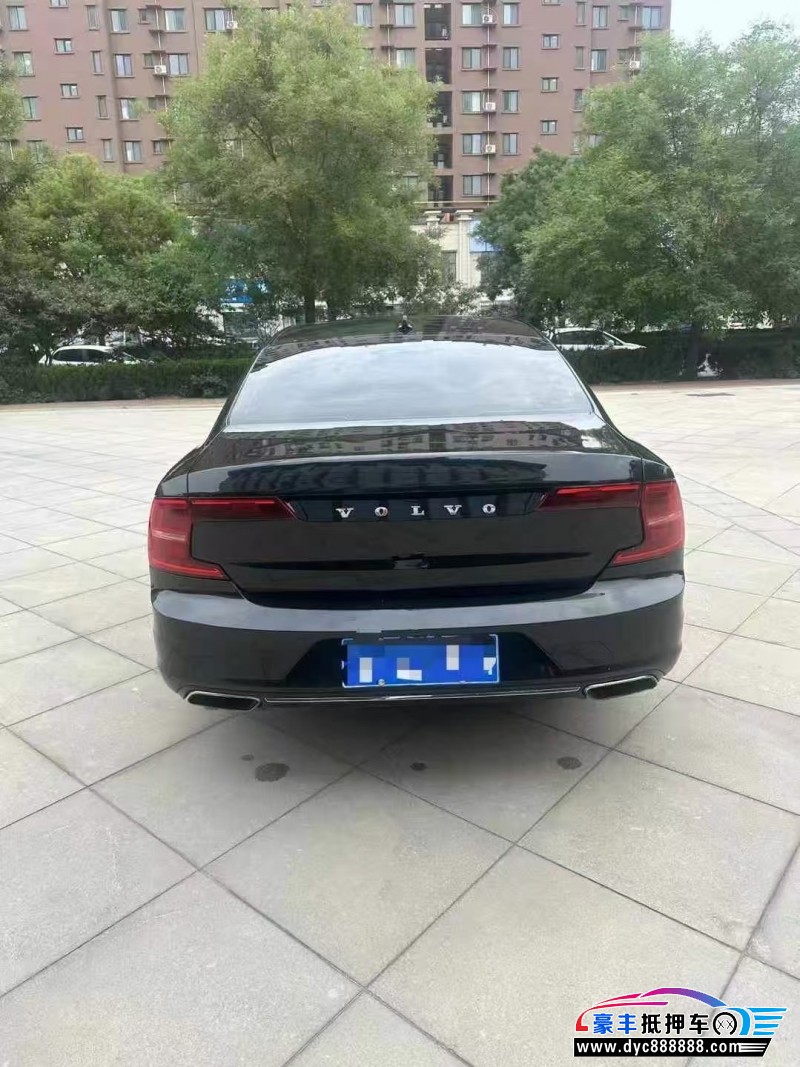 18年沃尔沃S90轿车抵押车出售