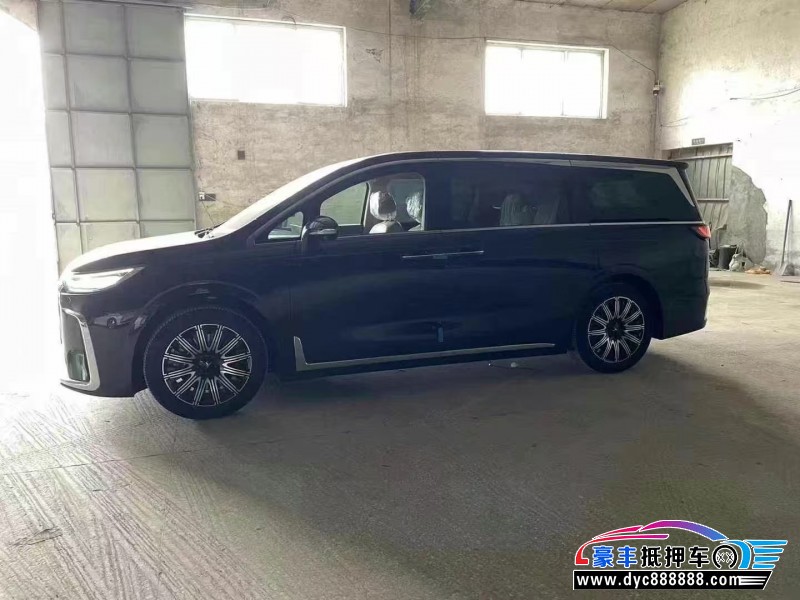 25年岚图梦想家轿车抵押车出售