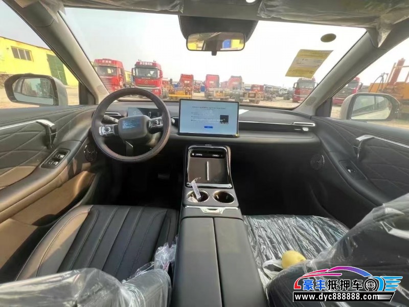 25年埃安霸王龙轿车抵押车出售