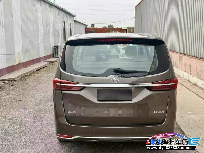 24年别克GL8轿车抵押车出售