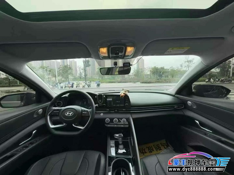 24年现代伊兰特轿车抵押车出售