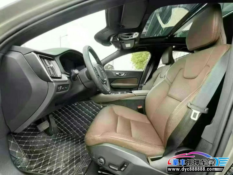 22年沃尔沃S60轿车抵押车出售