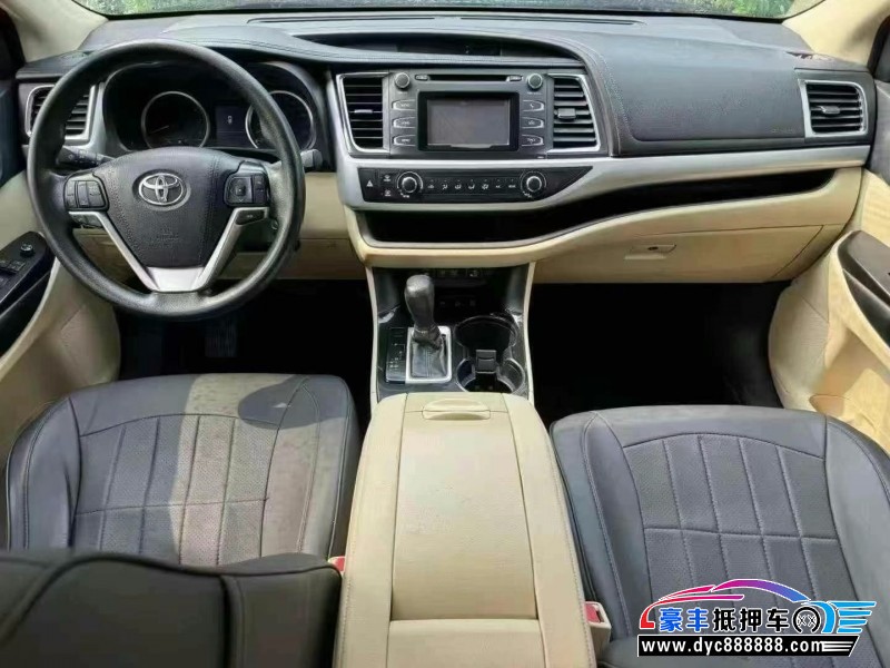 19年丰田汉兰达轿车抵押车出售