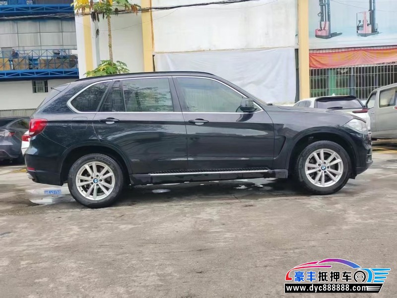 16年宝马X5轿车抵押车出售