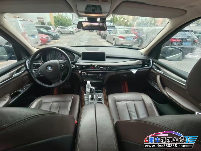 16年宝马X5轿车抵押车出售