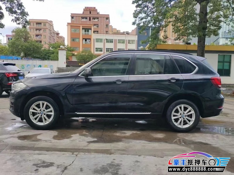 16年宝马X5轿车抵押车出售