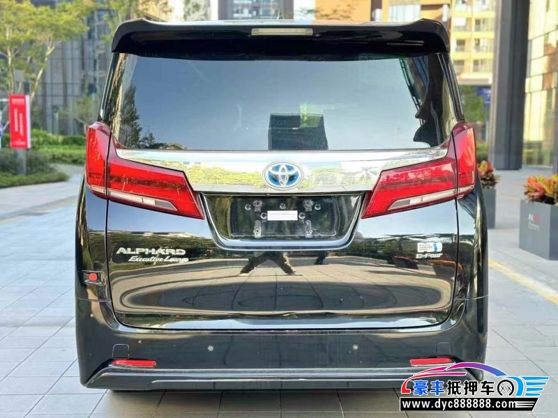 21年丰田埃尔法轿车抵押车出售