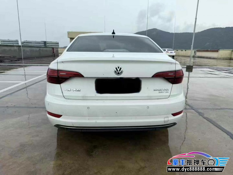 22年大众速腾轿车抵押车出售