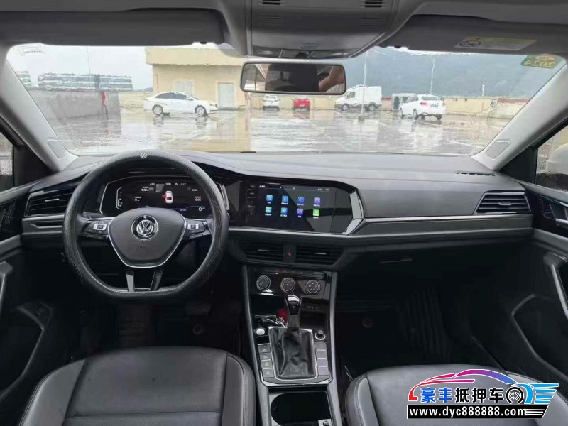 22年大众速腾轿车抵押车出售