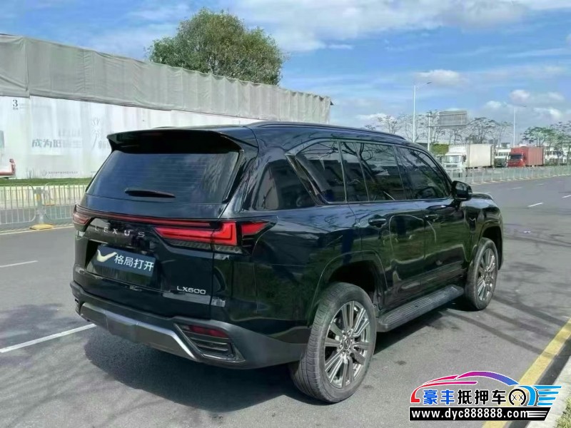 23年雷克萨斯LX轿车抵押车出售