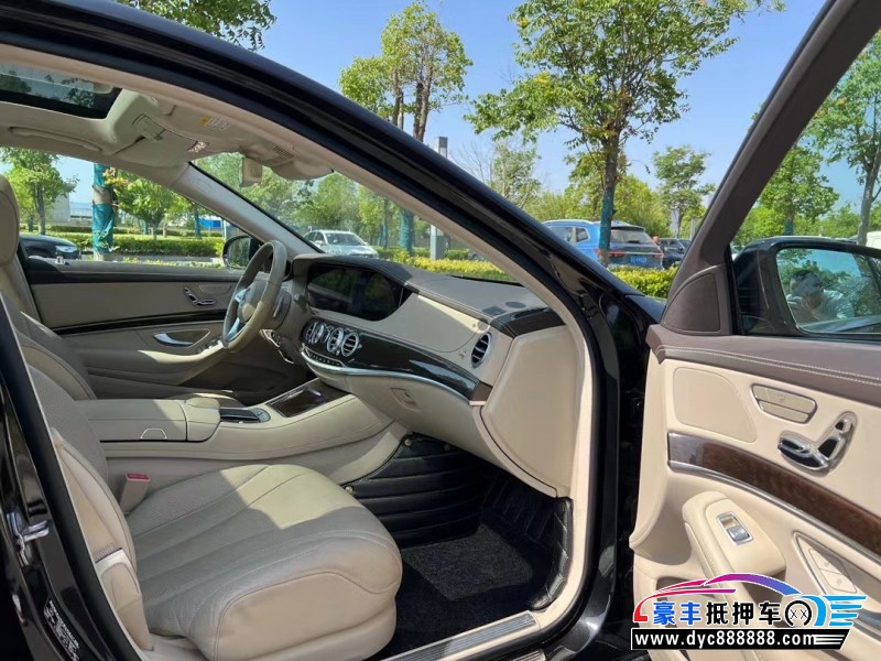 19年奔驰S轿车抵押车出售